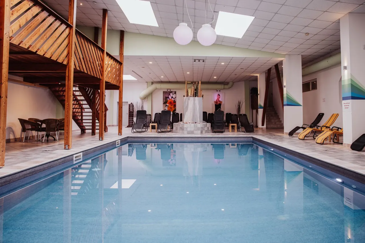 Hallenbad im Fitnessland Oeynhausen